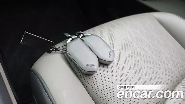 Kia Carnival Generation 4 — Фото автомобиля 18