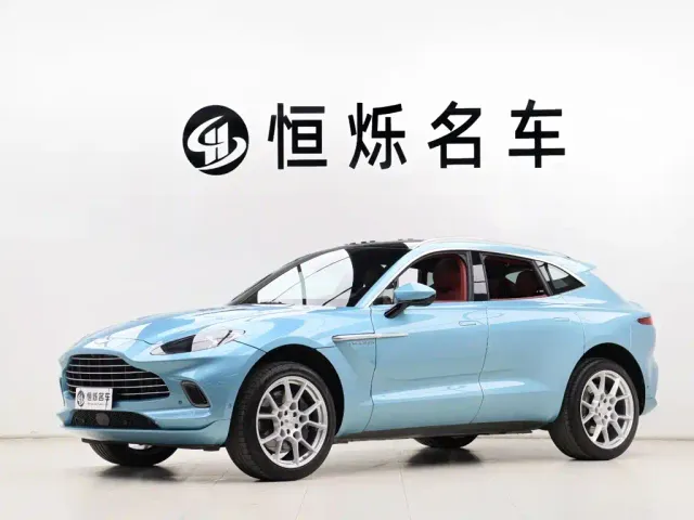 Фотография автомобиля — Aston Martin DBX