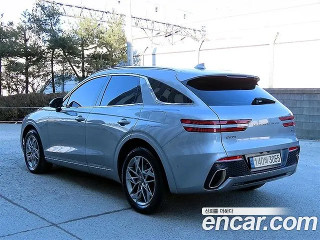 Genesis GV70 2.5T Бензин AWD — Фото автомобиля 3