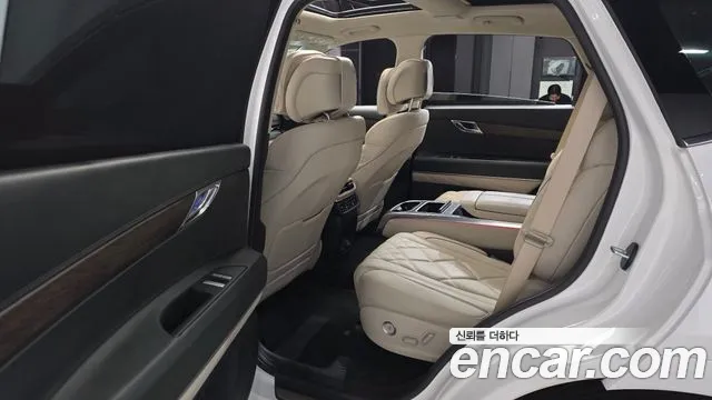 Genesis GV80 — Фото автомобиля 16