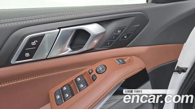 BMW X5 xDrive 40i M Sport — Фото автомобиля 29