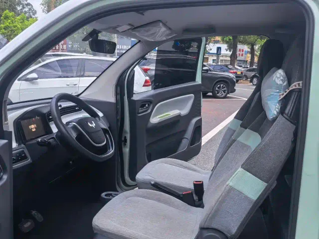 Wuling Hongguang Mini EV — Фото автомобиля 6