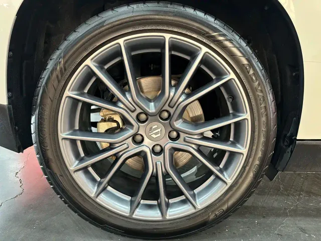 Leapmotor C10 — Фото автомобиля 12