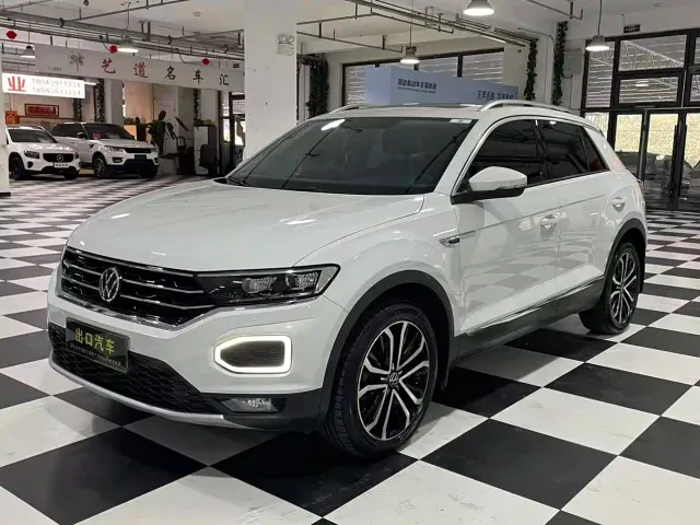 Фотография автомобиля — Volkswagen T-Roc