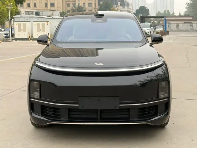 Фотография автомобиля — Li Auto L9