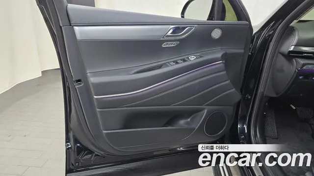 Genesis GV80 2.5T Бензин AWD — Фото автомобиля 21