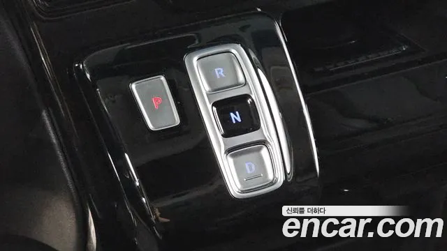 Hyundai Staria — Фото автомобиля 12