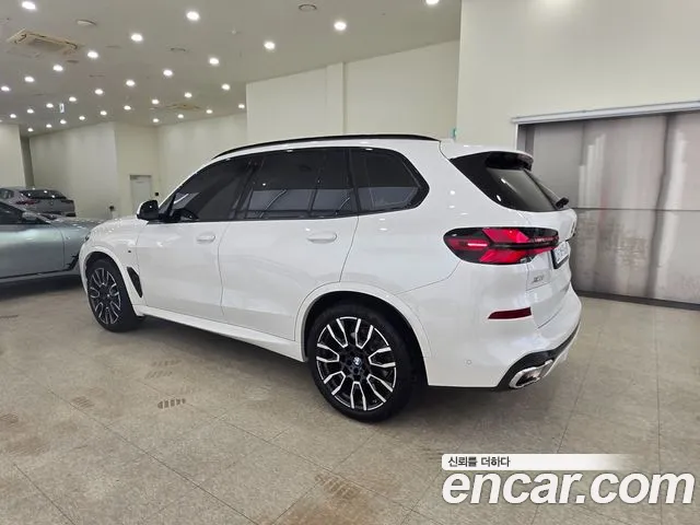 BMW X5 — Фото автомобиля 12