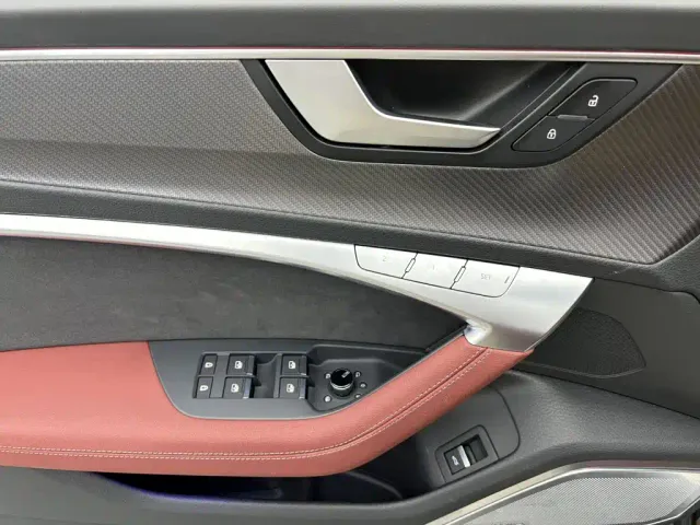 Audi A7L — Фото автомобиля 17