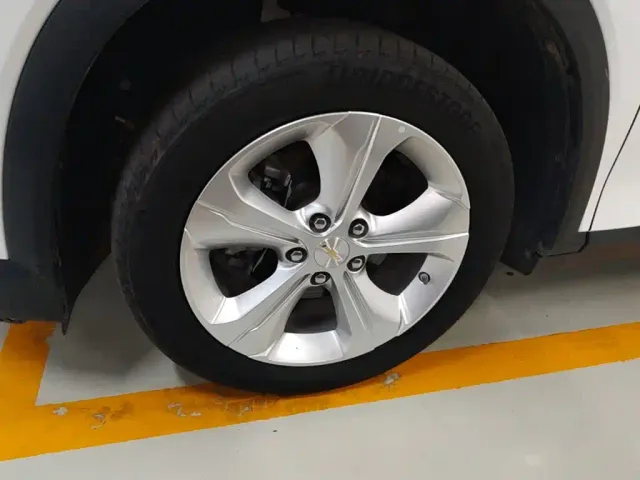 Chevrolet Menlo — Фото автомобиля 22