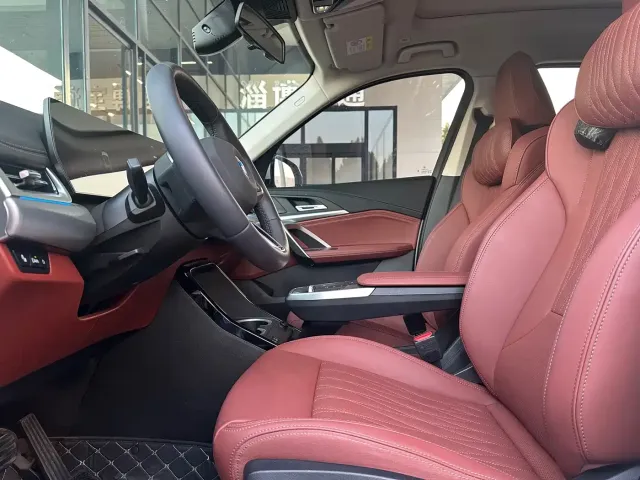 BMW X1 — Фото автомобиля 7