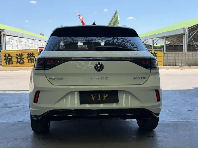 Volkswagen T-Roc — Фото автомобиля 5