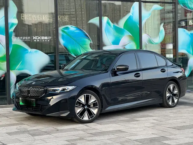 BMW i3 — Фото автомобиля 3