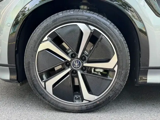 BYD Song L EV 2024 Model 662km Excellence — Фото автомобиля 8