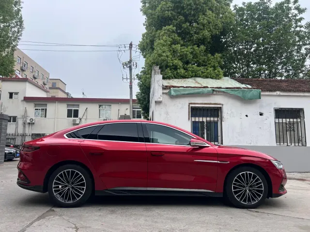 BYD Han — Фото автомобиля 8