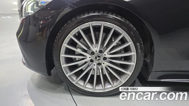 Mercedes-Benz S-Class — Фото автомобиля 4