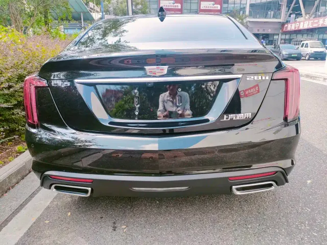 Cadillac CT5 — Фото автомобиля 5