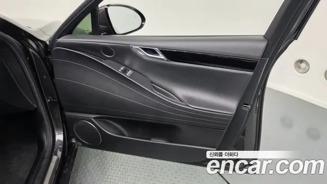 Genesis G80 Бензин 2.5 турбо AWD — Фото автомобиля 24