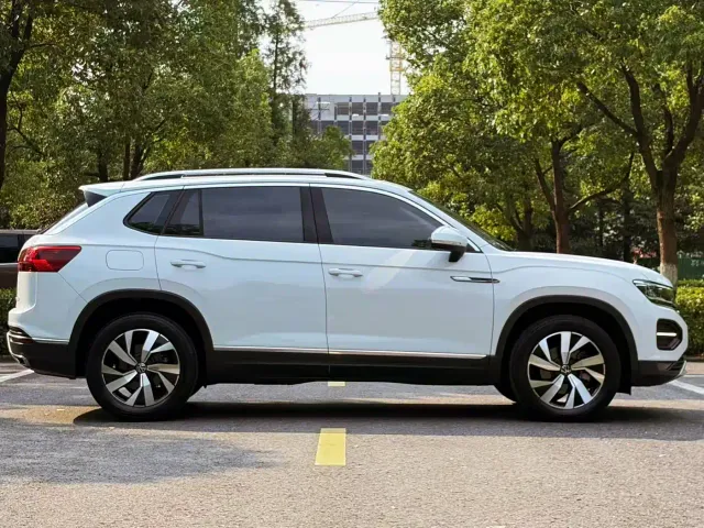 Volkswagen Tayron — Фото автомобиля 4