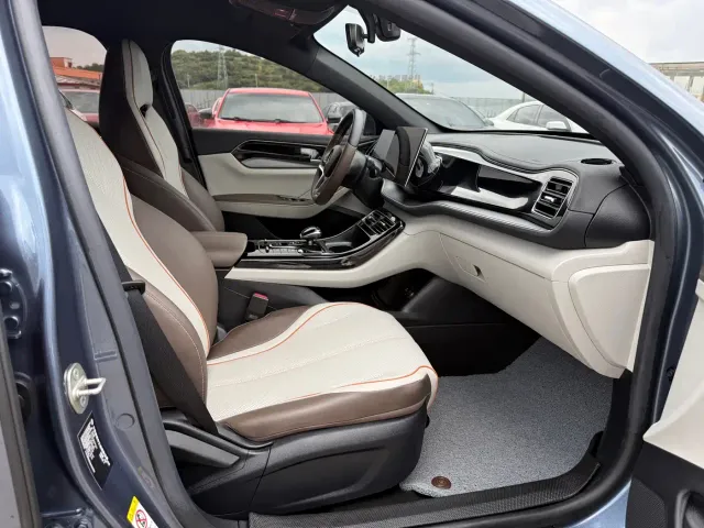 BYD Qin PLUS — Фото автомобиля 8