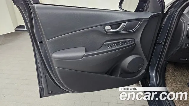 Hyundai Kona New — Фото автомобиля 13