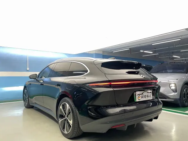 Nio ET5 Touring — Фото автомобиля 8