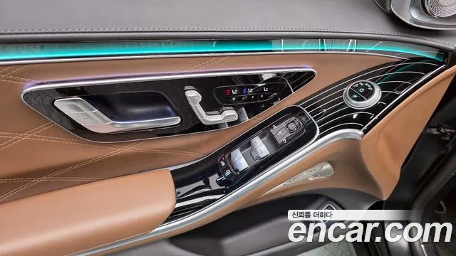 Mercedes-Benz S-Class — Фото автомобиля 16
