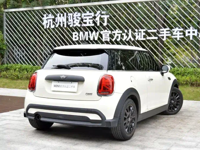 MINI Hatch — Фото автомобиля 5