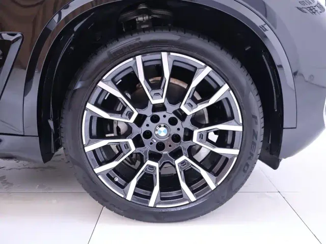 BMW X5 — Фото автомобиля 6