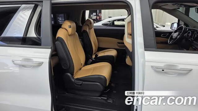Kia Canival Carnival 4 поколение Дизель 9 мест Prestige — Фото автомобиля 12