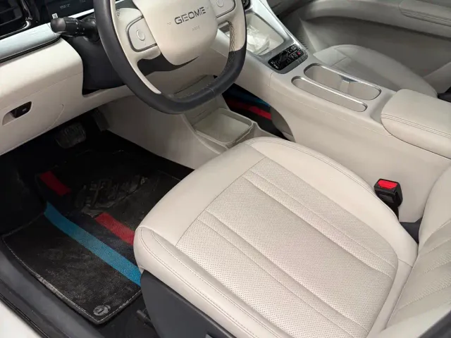 Geely Starry Wish — Фото автомобиля 4