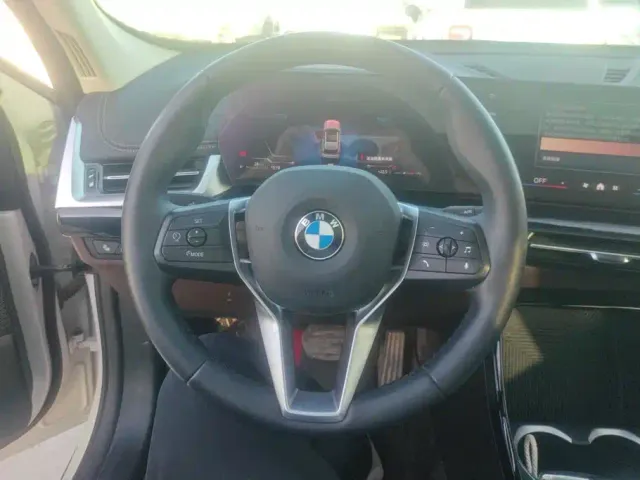 BMW X1 — Фото автомобиля 15