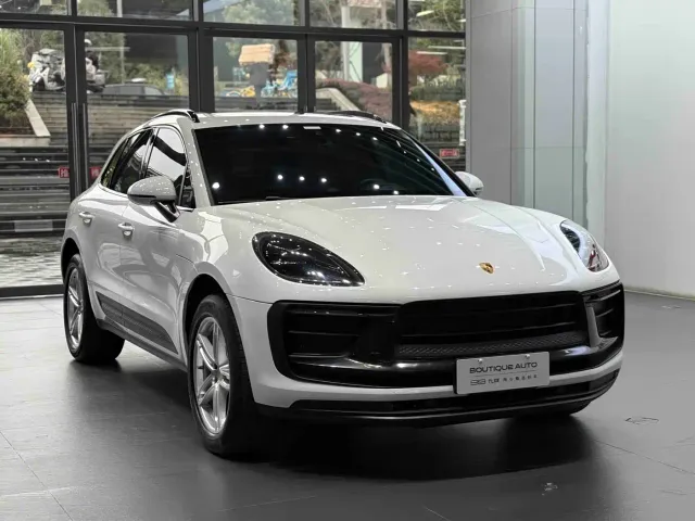 Porsche Macan — Фото автомобиля 3
