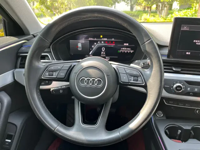 Audi A4L — Фото автомобиля 10