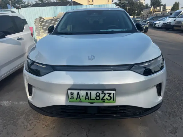 Leapmotor C11 — Фото автомобиля 2