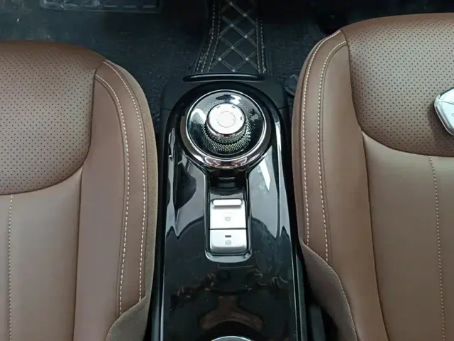 Wuling Bingo — Фото автомобиля 16