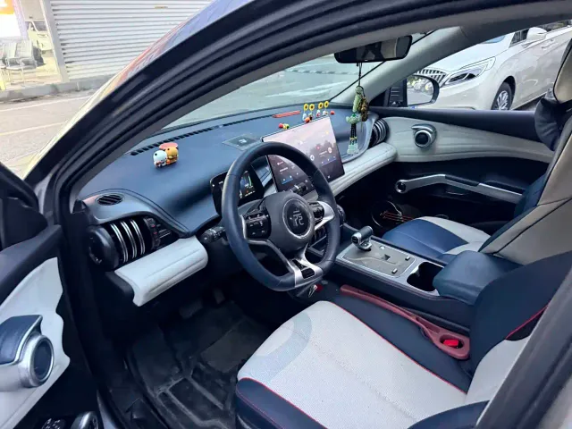 BYD Yuan PLUS — Фото автомобиля 7