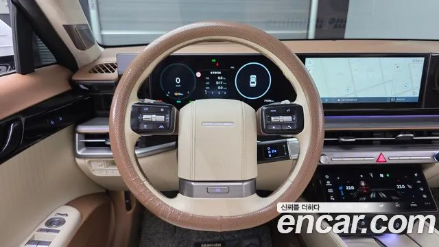Hyundai Grandeur GN7 — Фото автомобиля 12