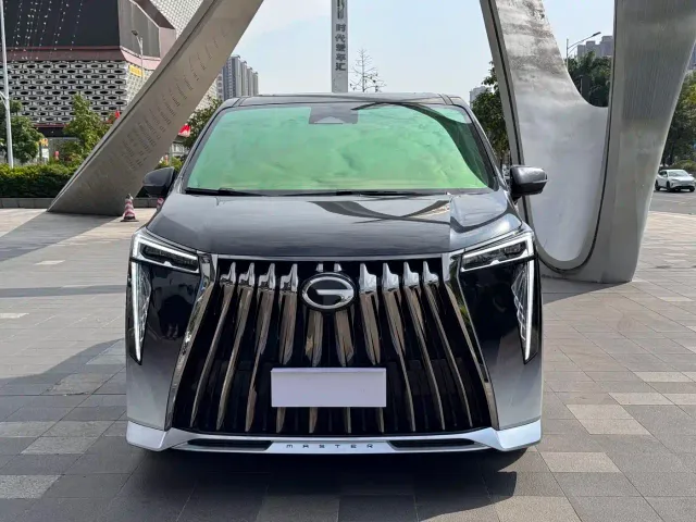 GAC Trumpchi M8 — Фото автомобиля 2