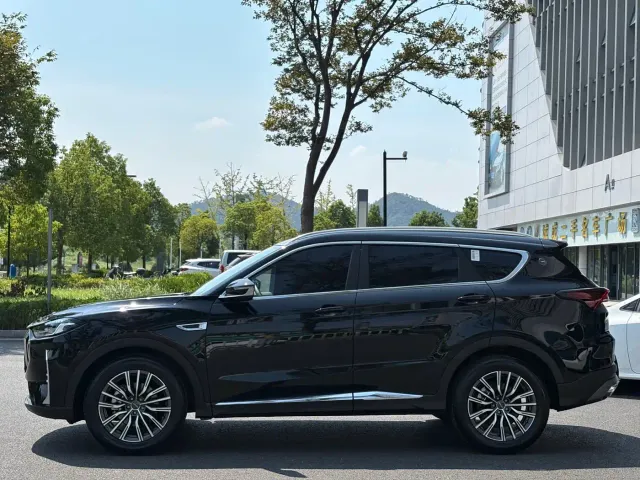 Jetour X70 Plus — Фото автомобиля 4