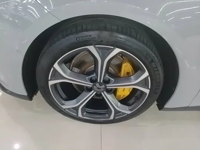 Nio ET5 Touring — Фото автомобиля 22