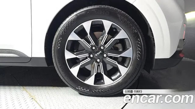 Kia Canival Carnival 4 поколение 9 мест Prestige — Фото автомобиля 21