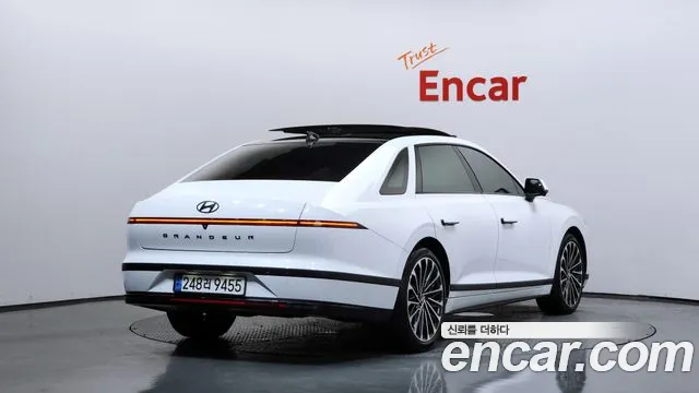 Hyundai Grandeur — Фото автомобиля 2