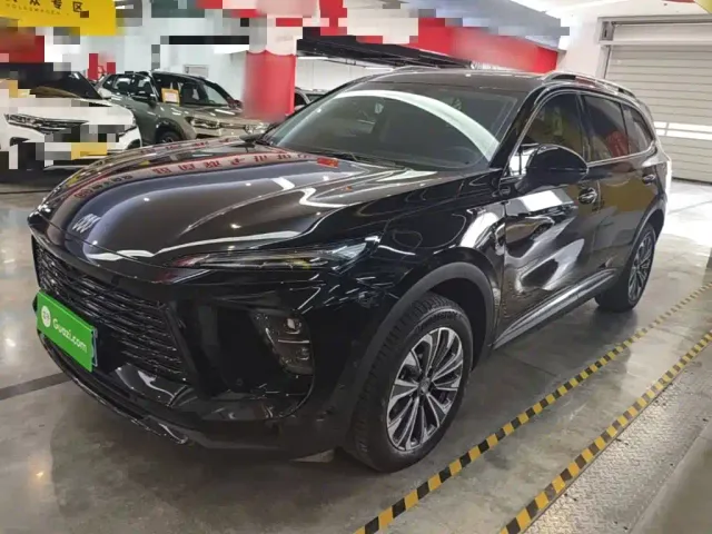 Фотография автомобиля — Buick Envision Plus