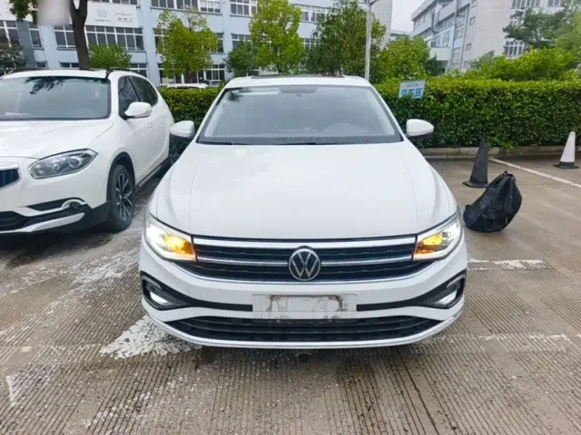 Volkswagen Bora — Фото автомобиля 2