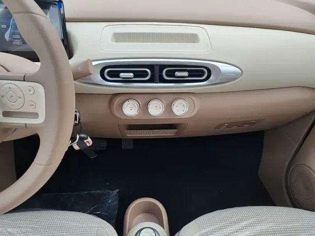 Wuling Hongguang Mini EV — Фото автомобиля 12