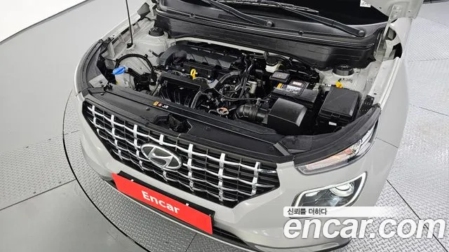 Hyundai Venue — Фото автомобиля 9
