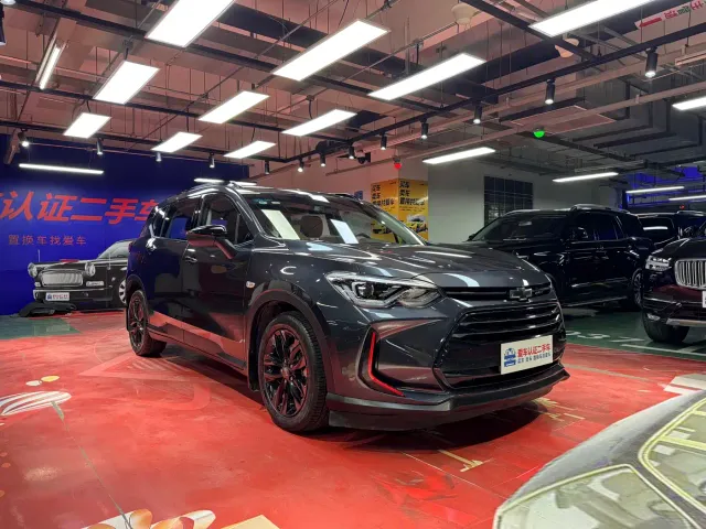 Chevrolet Orlando — Фото автомобиля 3