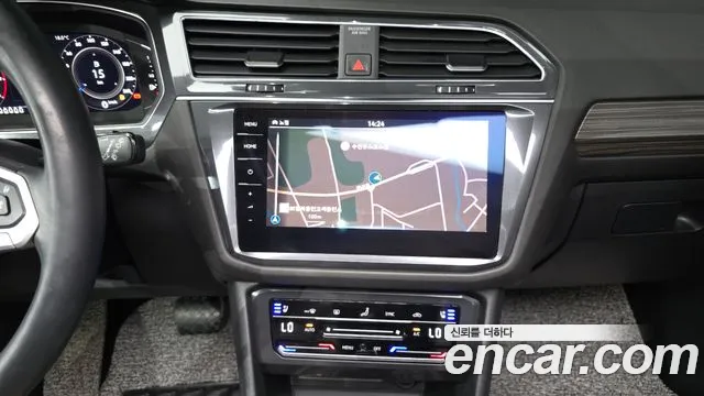 Volkswagen Tiguan — Фото автомобиля 19