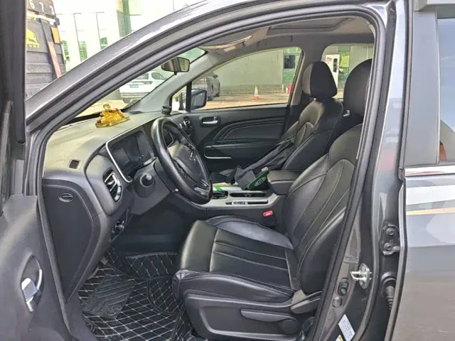 GAC Trumpchi GS3 — Фото автомобиля 14